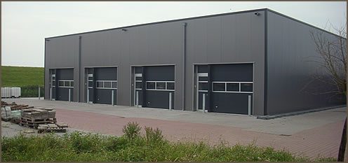 Bedrijfsunits aan de Achterdijken in Nes