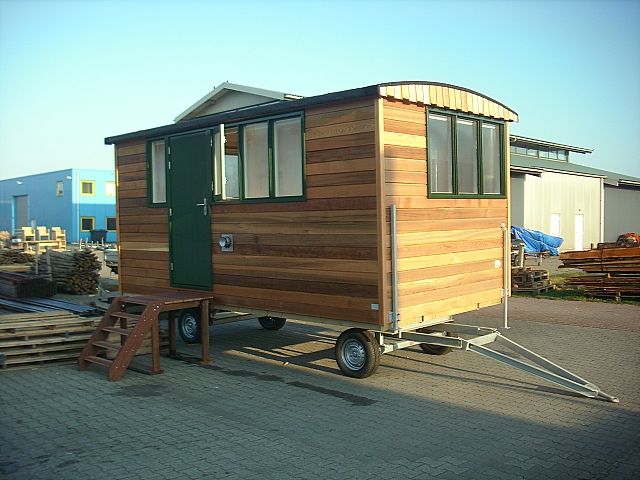 Houten observatiewagen gebouwd voor It Fryske Gea
